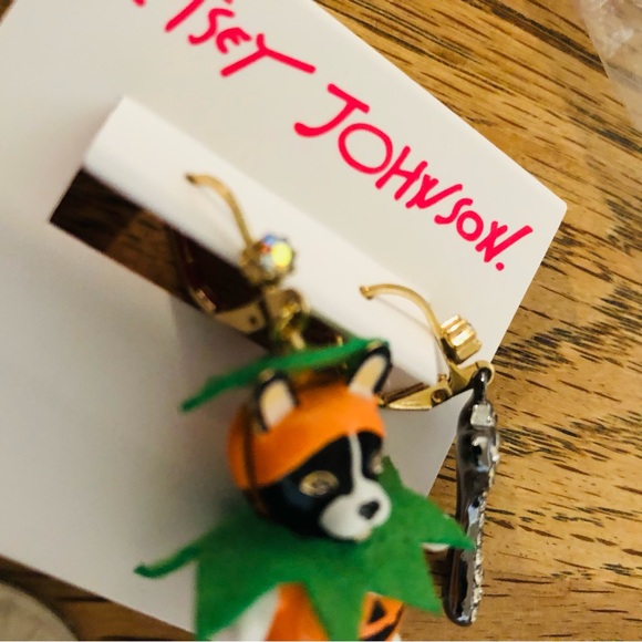 Authentic Betsey Johnson Earrings - Dog In Pumpkin Costume & Rhinestone Bone NWT - Picture 7 of 12